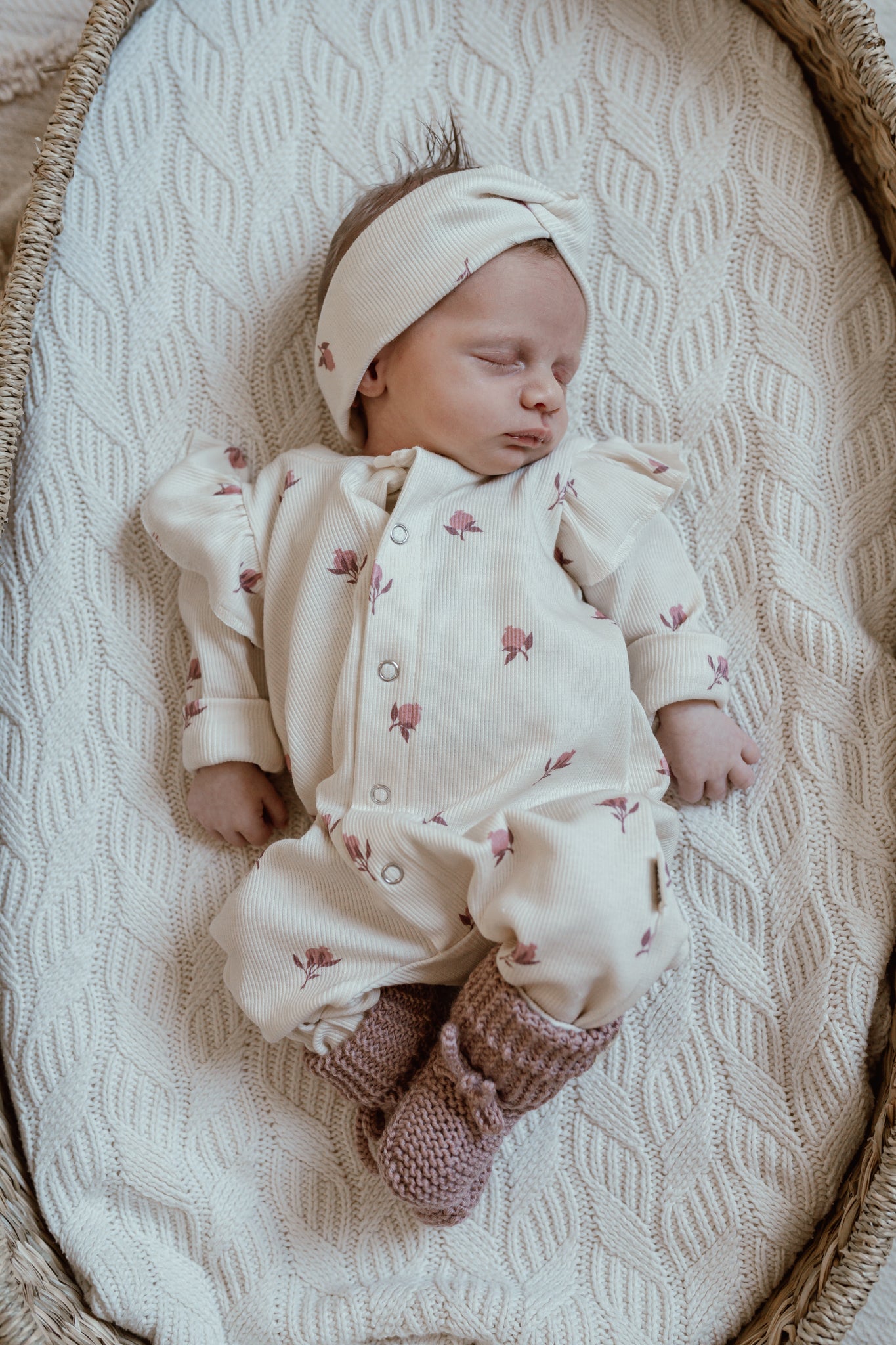 Baby Jumpsuit Rib Pomegranate Licht Beige met Ruffles